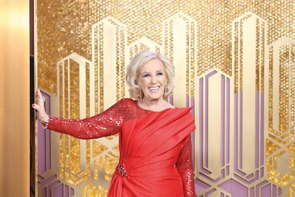 La diva regresará para ponerse al frente de La noche de Mirtha y cerrar la temporada 2020 por el trece