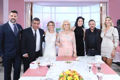 Mirtha con los invitados del último domingo