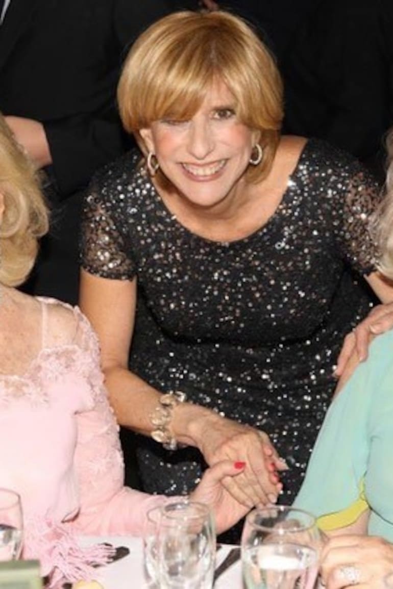 Mirtha Legrand, Ani Mestre y la primera presidenta de COAS Marta Chopitea de Carbó
