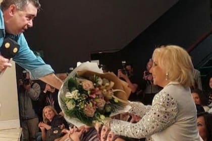 Mirtha Legrand asistió a una función de la obra de teatro Toc Toc apenas unos días antes de su operación