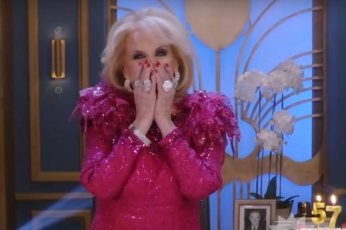 Mirtha Legrand cumplió 57 años al aire