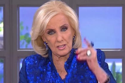 Mirtha Legrand se mostró muy enojada con Antonio Gasalla por un monólogo