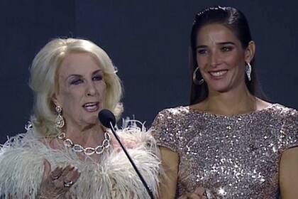 Mirtha Legrand y Juana Viale, durante su homenaje