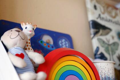 Mis hermanas ahora son tías y el apellido que deletreo en la sala de espera no es el de antes