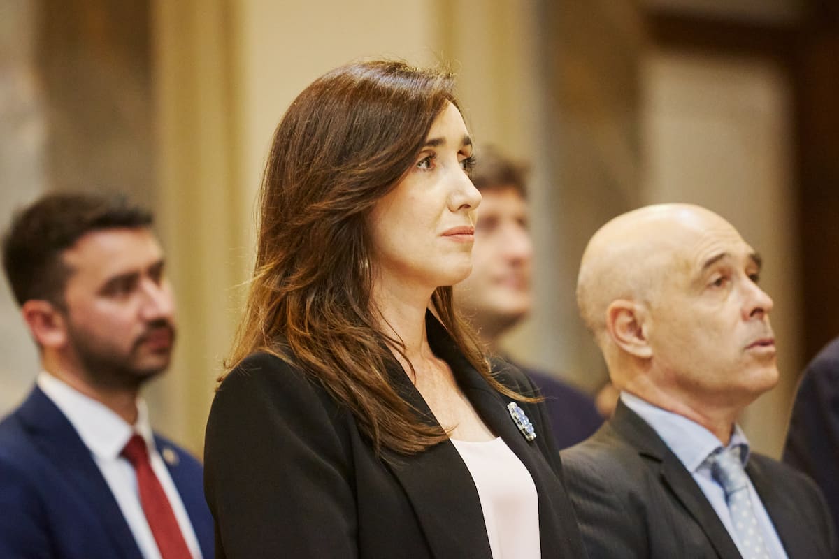 Misa en la Catedral por aniversario del acuerdo con Chile. Estuvieron la vicepresidenta Victoria Villarruel, el senador Bartolomé Abdala, el jefe de gabinete, Guillermo Francos y el canciller, Gerardo Whertein. También asistió el embajador chileno, José Antonio Viera-Gallo.