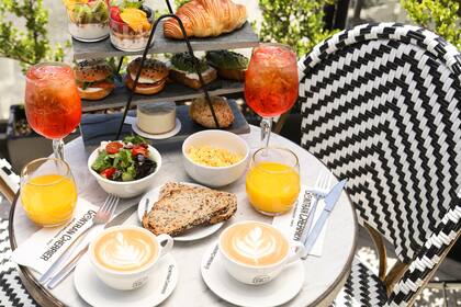 Mitad desayuno, mitad almuerzo: nada como ese ritual de fin de semana que invita a frenar, disfrutar y compartir. Siempre, claro, de la mano de Club LA NACION.