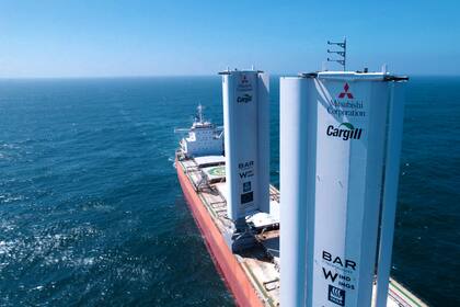 Mitsubishi Corporation’s Pyxis Ocean, chartered by Cargill, is the first vessel to be retrofitted with two WindWings. These large wing sails measure 37,5 meters in height and can be fitted to the deck of cargo ships to help reduce CO2 emissions and energy use. (Photo: Business Wire)