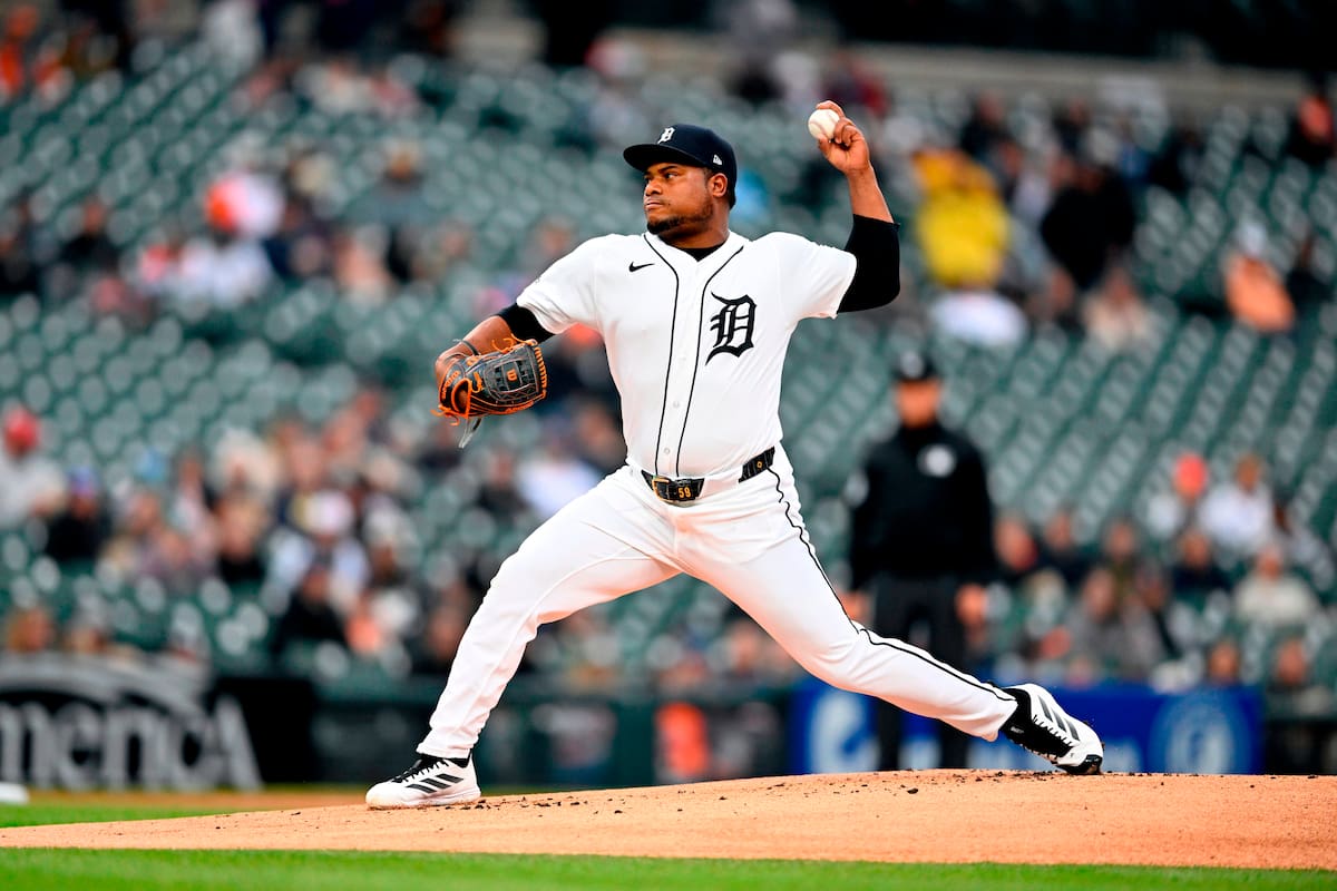MLB suspende cinco juegos a Framber Valdez de Tigres por pelotazo a Trevor Story de Boston