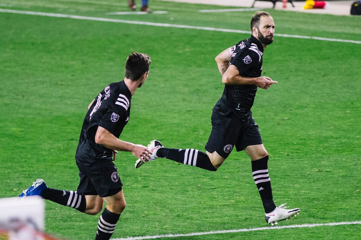 MLS: Gonzalo Higuaín, con un golazo, le dio la victoria a Inter de Miami sobre la hora