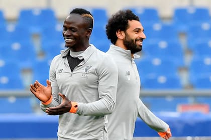 Sadio Mané (Senegal) y Mo Salah (Egipto), las dos principales figuras del Liverpool de Klopp, que no estarán en el arranque del año