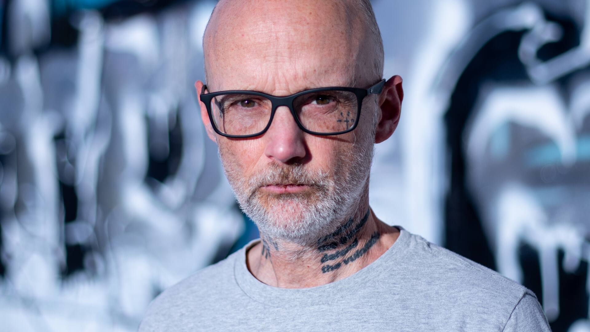 Moby lanza este viernes un nuevo álbum, Always Centered At Night y vuelve a salir de gira luego de diez años