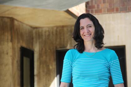 Moira Zellner es vocera en Chicago