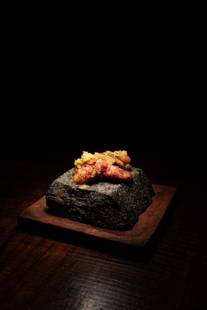 Mollejas con alga y criolla de limones, de Gaucha