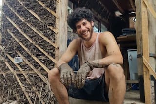 Bioconstrucción, la técnica con la que el hijo de Julián Weich armó su casa sustentable