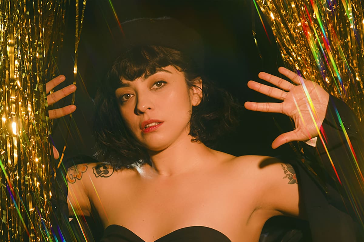 Mon Laferte construye en sus canciones un melodrama con espíritu vintage.