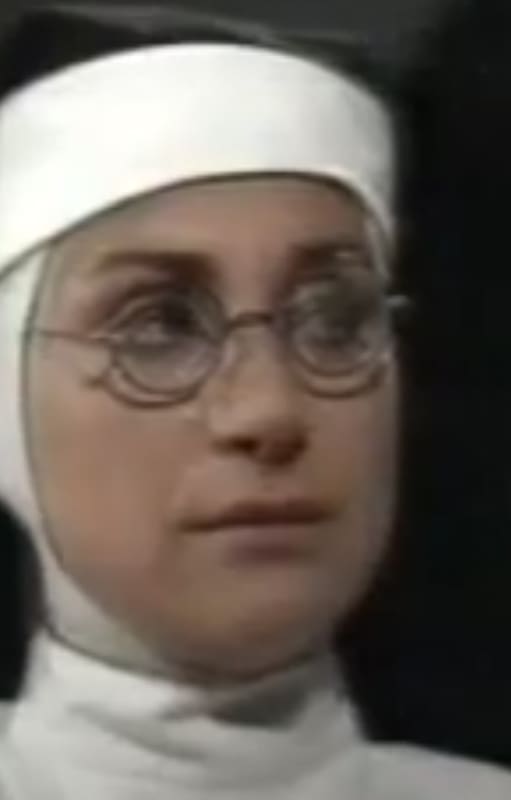Mónica Santibáñez conoció la popularidad gracias a su rol en la exitosa novela La extraña dama, luego hizo un impasse en su carrera para cuidar a su madre