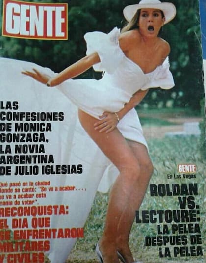 Mónica Gonzaga en la tapa de Gente, en los años 70, cuando su romance con Julio Iglesias la convirtió en una de las figuras más comentadas del momento