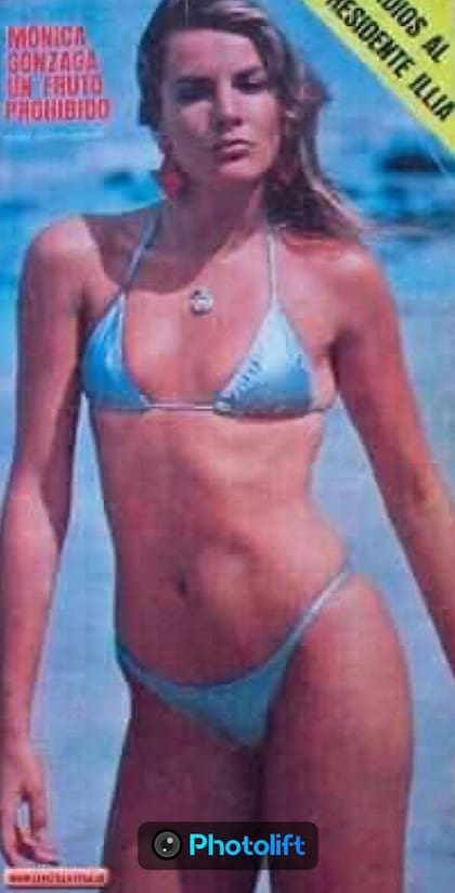 Mónica Gonzaga... la chica del bikini azul