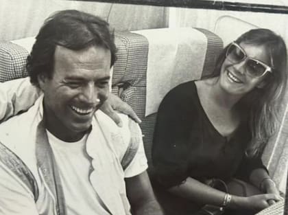 Mónica Gonzaga sostuvo que la familia de Julio Iglesias siempre fue: "una familia normal"