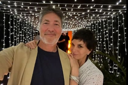 Mónica junto a su esposo (Foto Instagram @monigps)