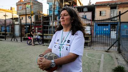 Mónica Santino es ex jugadora y fundó La Nuestra hace 10 años