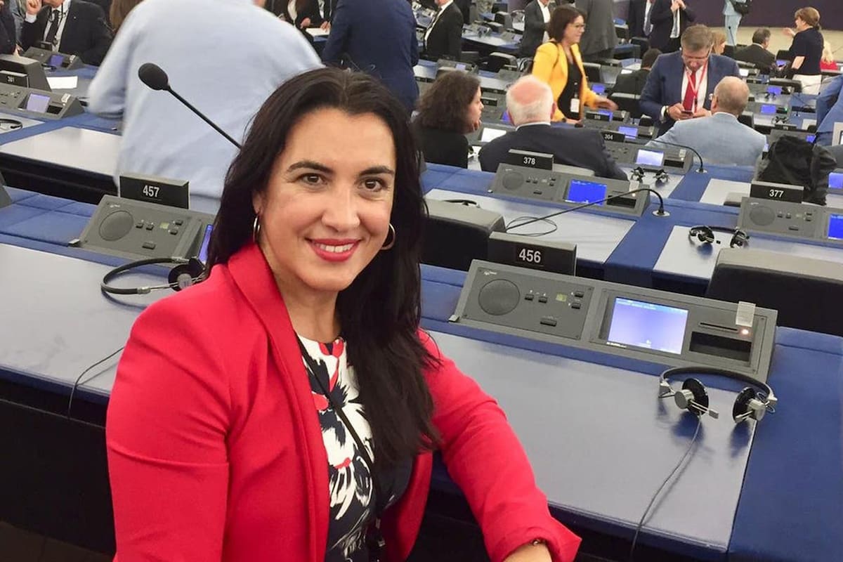 Mónica Silvana Gómez, nacida en Mataderos, acaba de asumir como eurodiputada por el PSOE
