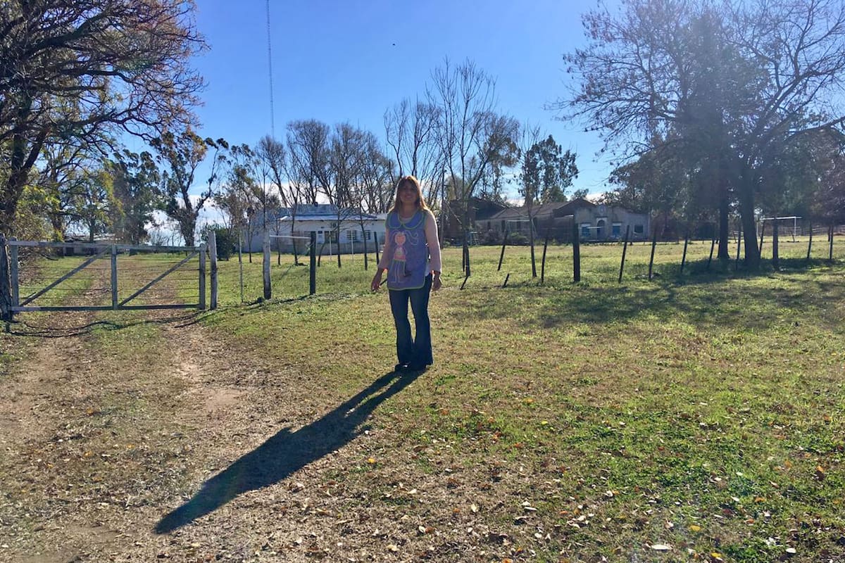 Mónica Tortone maestra rural de la escuela N°13 de la Colonia El Balde, La Pampa