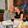 Su empresa quebró y empezaron de cero en Lituania: abrieron un "rincón" argentino que ya es un éxito