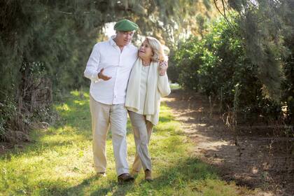 Mónica y César en La campiña, el campo en San Pedro en el que transitaron su retiro