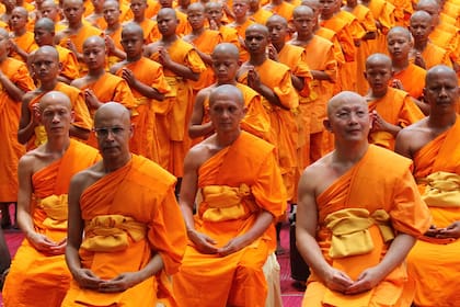 Monjes budistas