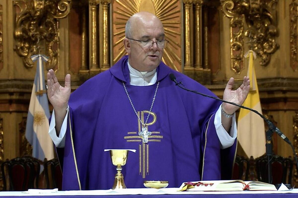 Monseñor Ernesto Giobando