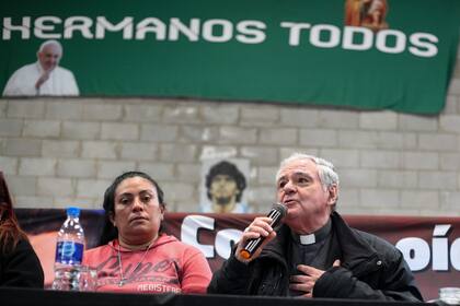Monseñor Oscar Ojea, presidente de la Conferencia Episcopal Argentina, en el cierre de la jornada en La Matanza