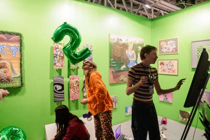 Montaje en Utopia, la sección de galerías emergentes, donde el Premio En Obra repartirá más de 18.000 dólares