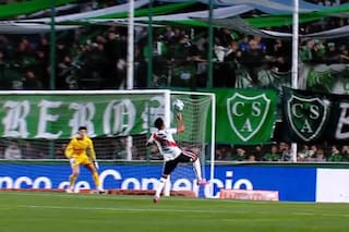 El gol anulado a Montiel vía VAR: la mano de Vera que el árbitro no había advertido (y la revancha del 4 minutos después)