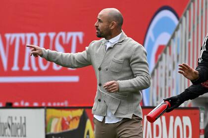 Montreal despide al entrenador Laurent Courtois el primer despido esta temporada en la MLS