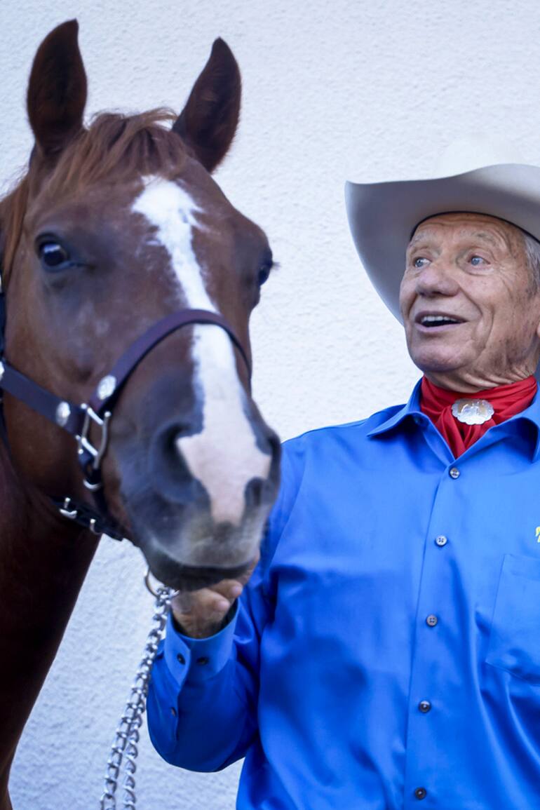 Monty Roberts, el domador de caballos sin violencia, deja un enorme legado