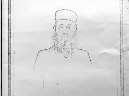 Mordejai Reuben Hacohen Sinay nació en 1850, vivió en Grodno y emigró a la Argentina en 1894. Murió en Buenos Aires en 1918