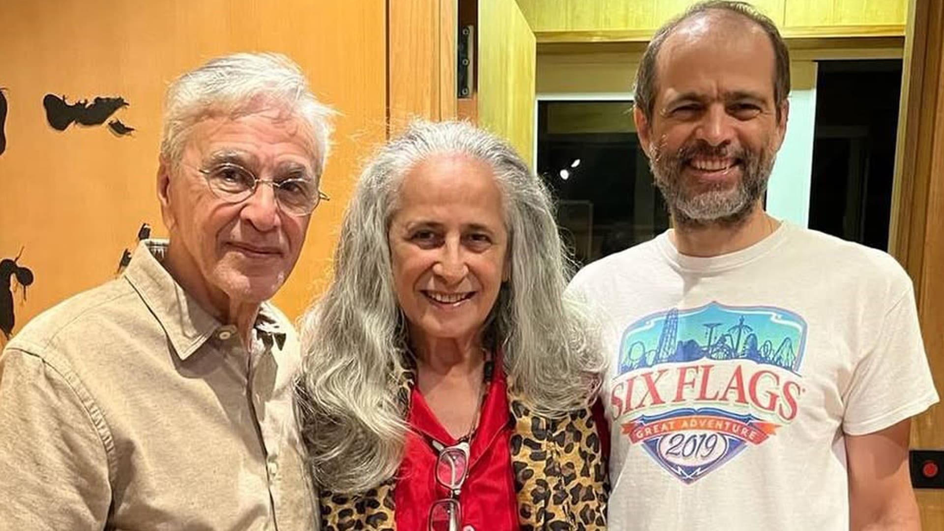 Moreno Veloso presentará su álbum Mundo paralelo el 23 de abril, en Deseo Buenos Aires