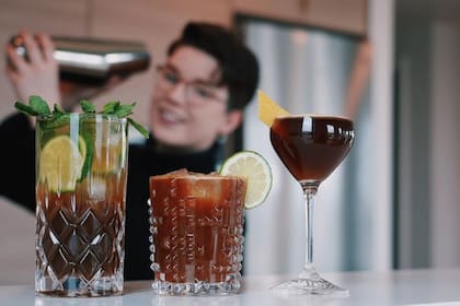 Morgan Eckroth tiene 24 años y es toda una profesional en el arte del café