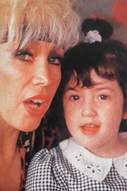 Moria con su hija Sofia, a fines de los 80