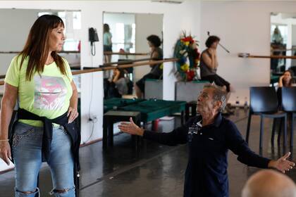 Moria nada menos que con el gran Mario Alarcón, en uno de los ensayos de Julio César