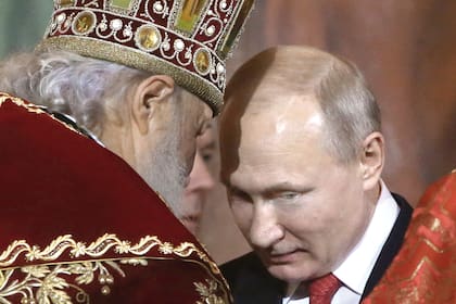 El patriarca Kirill, líder de la iglesia ortodoxa, con Vladimir Putin