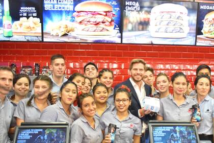 Mostaza se anticipa al Mundial con una promo que vale la pena disfrutar (¡especialmente con Club!)