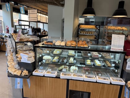 Mostrador de la panadería "open 24" Sacramento