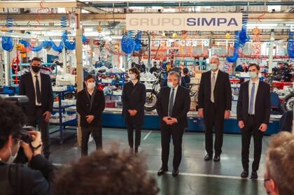 Fernández participó del lanzamiento en la planta de Campana y anunció una línea de créditos del Banco Nación para la compra de motos de origen nacional