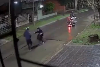 Motochorros matan a un policía en Loma Hermosa