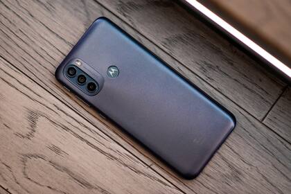 Motorola lanzó en la Argentina el Moto G31, un teléfono con triple cámara de 50 megapixeles y una pantalla OLED de 6,4 pulgadas