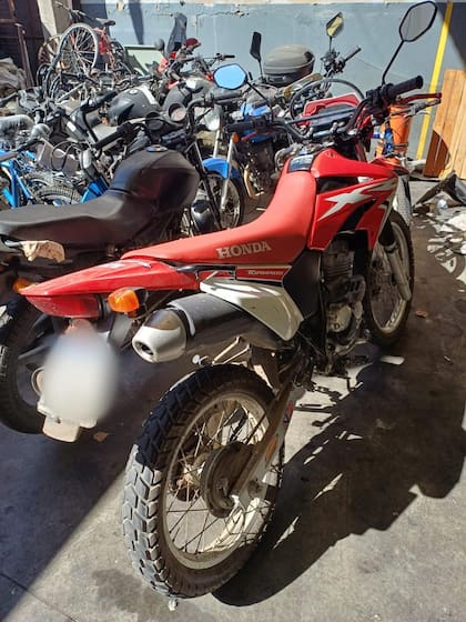 Motos secuestradas en los allanamientos.