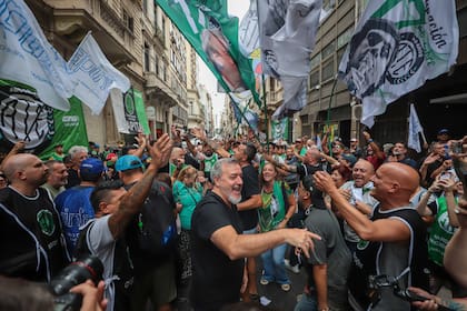 Movilización de ATE y Apinta en las afueras de la sede del INTA