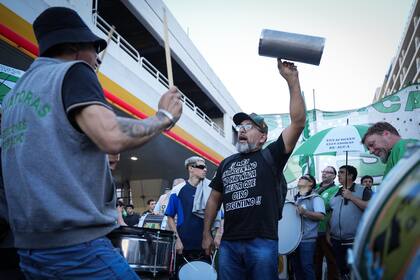 Movilización de la CGT, en 9 de Julio e Independencia
